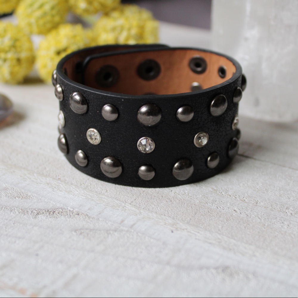 Fall Cuff Bracelet in Black